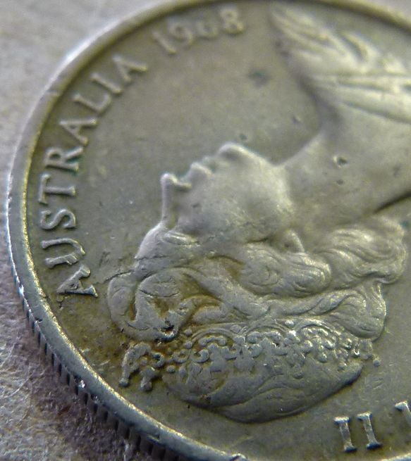 Beginners-Luck,-Errors-+-2010-5c-Cud-On-Queen?